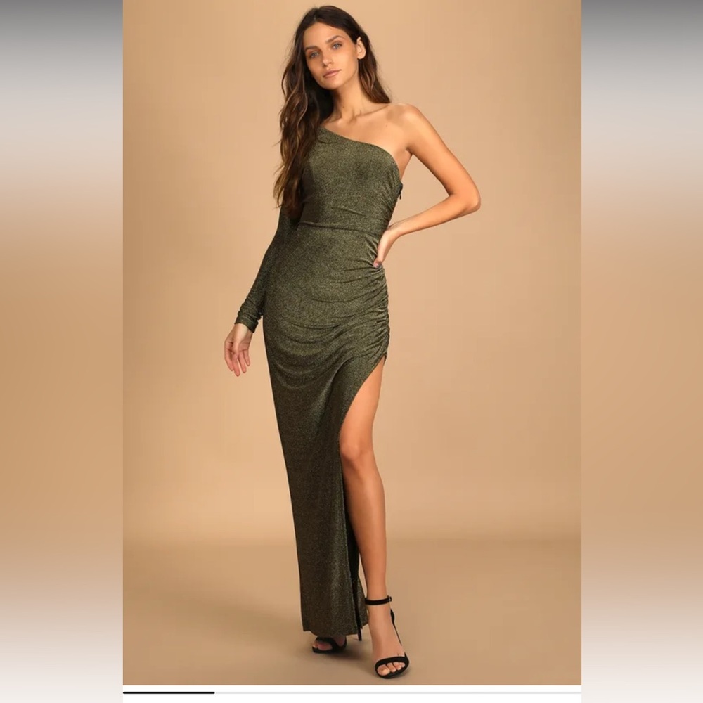 Lulus Precious Prize Gold Metallic One-Shoulder Long Sleeve Maxi Dress